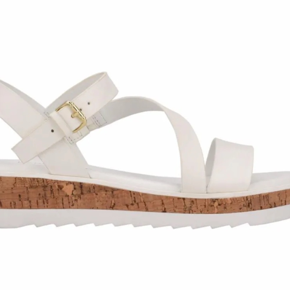 Marc Fisher White Strappy Sandals Size 7 - Picture 2 of 11